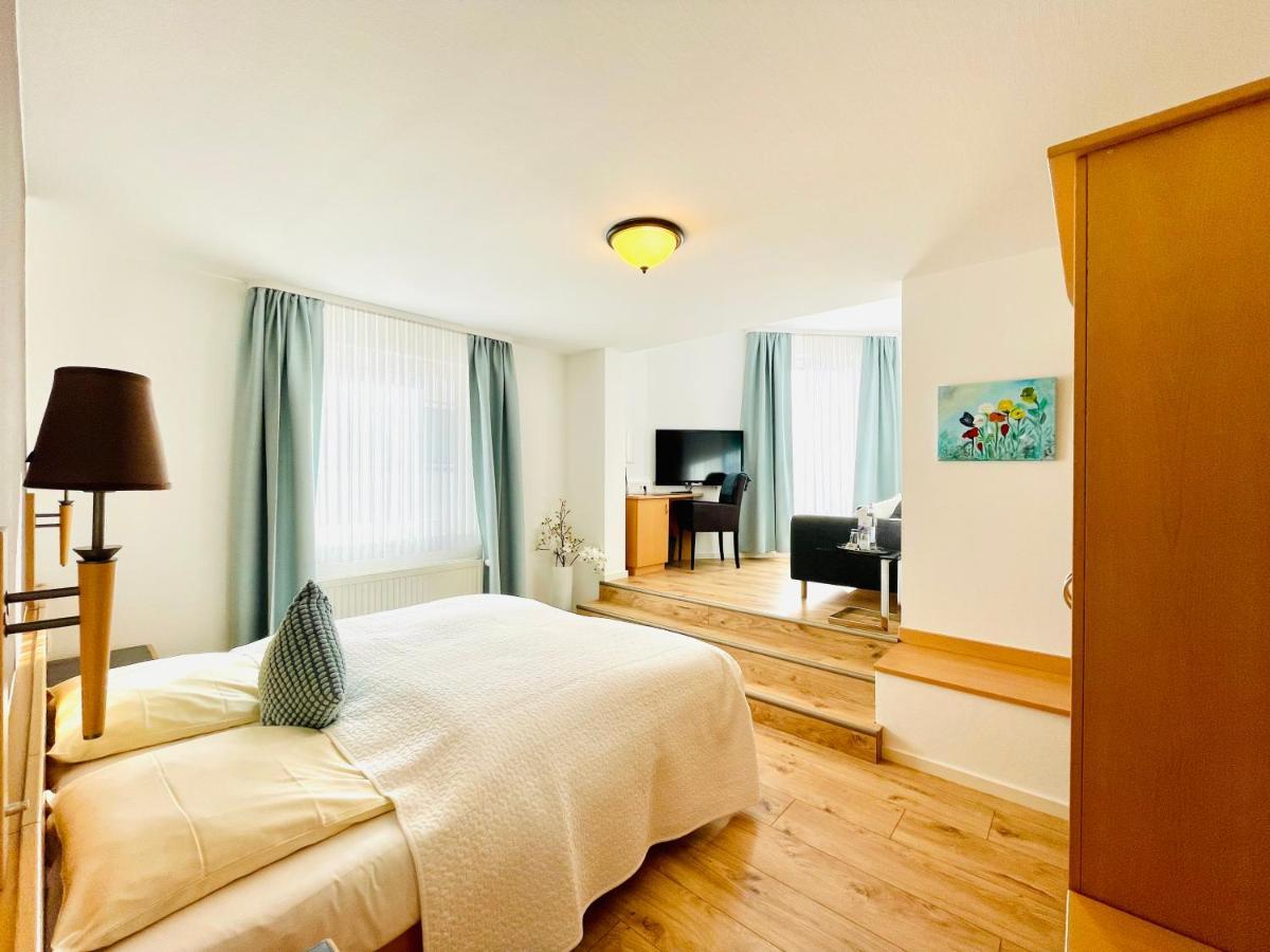 Hotel Saarburger Hof Ngoại thất bức ảnh